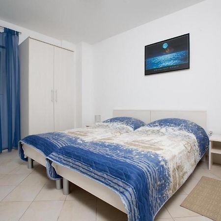 Apartmani Ve-Ro 1 オパティヤ エクステリア 写真