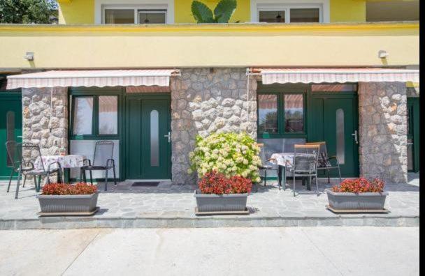 Apartmani Ve-Ro 1 オパティヤ エクステリア 写真