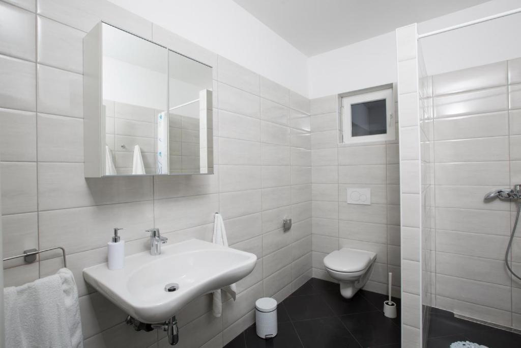 Apartmani Ve-Ro 1 オパティヤ エクステリア 写真